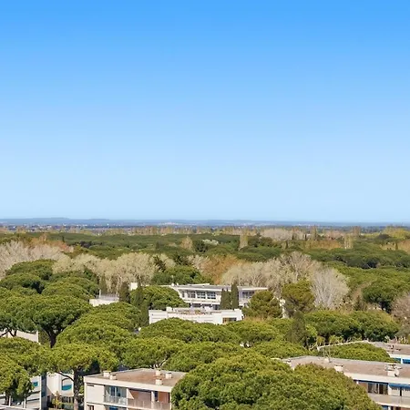 Апартаменты Panoramic Sea View Top-floor Waterfront *